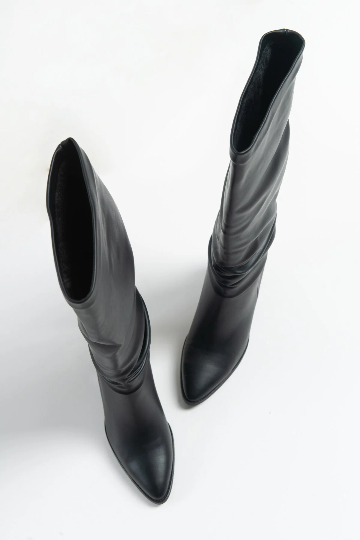 120 - Black Gusseted Block Heel Boot (Women) - Image 8