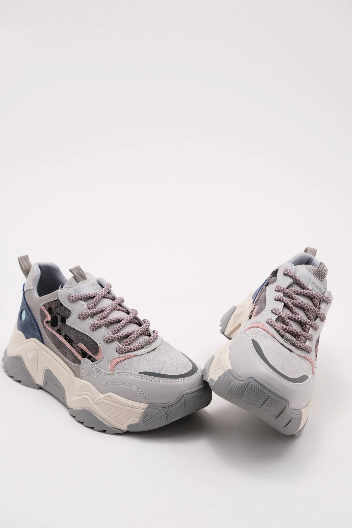 Europa - Ice Gray Sneaker (Women) - Image 2