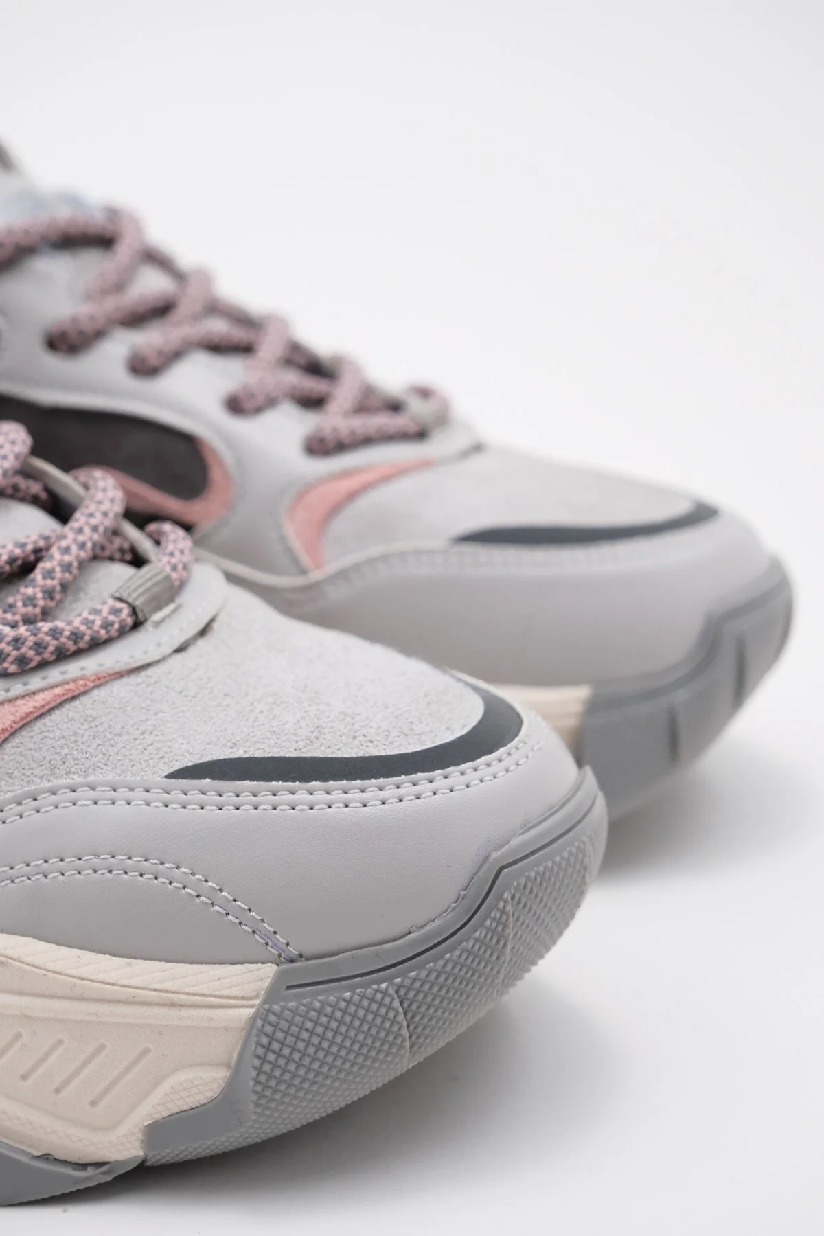 Europa - Ice Gray Sneaker (Women) - Image 4