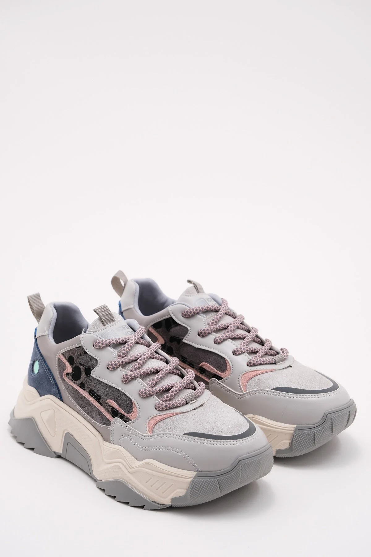 Europa - Ice Gray Sneaker (Women) - Image 8