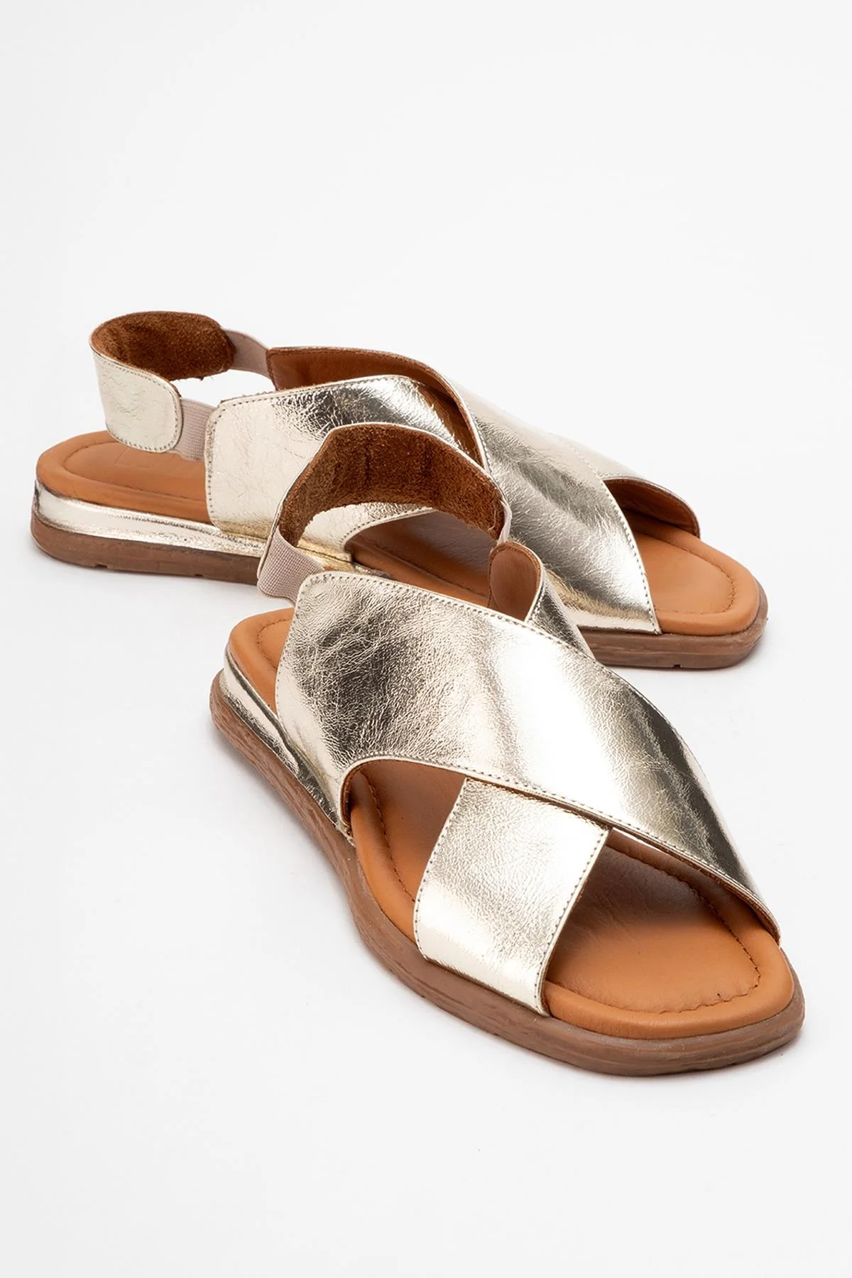 706 - Gold Leather Thong Sandals (Women)