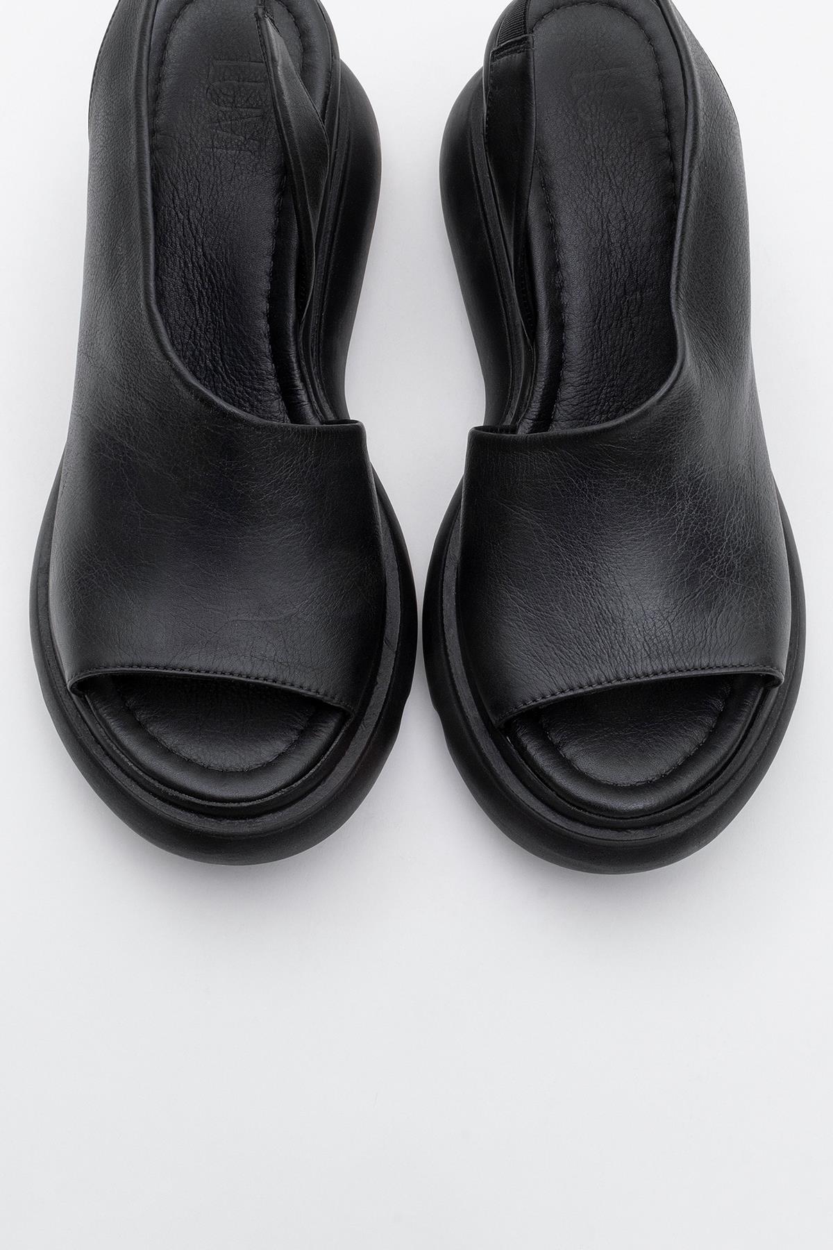 Agusto - Black Leather Platform Sandal (Women) - Image 2