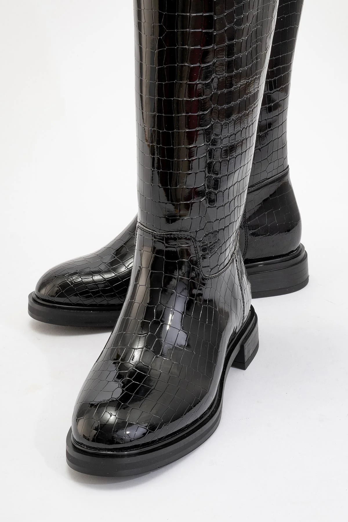 Alaska Black Pattern Western Boot (Women) - Image 3