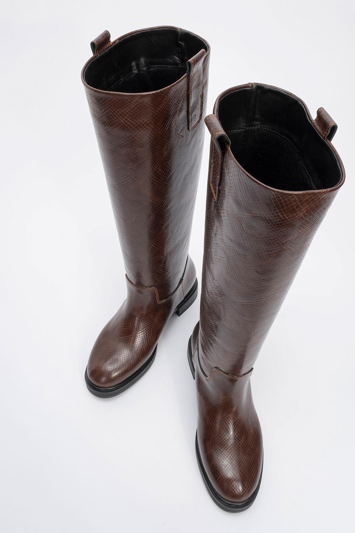 Alaska Brown Pattern Western Boot (Women) - Image 2
