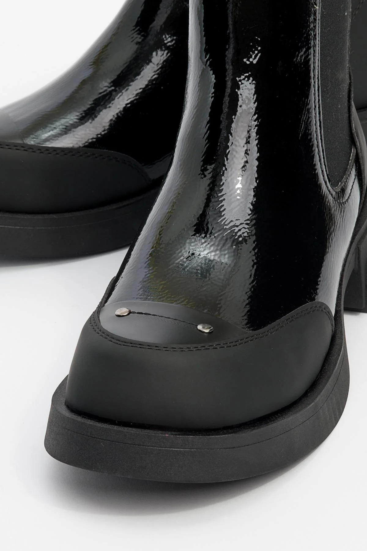 Albia - Black Zippered Elastic Boot (Women) - Image 3