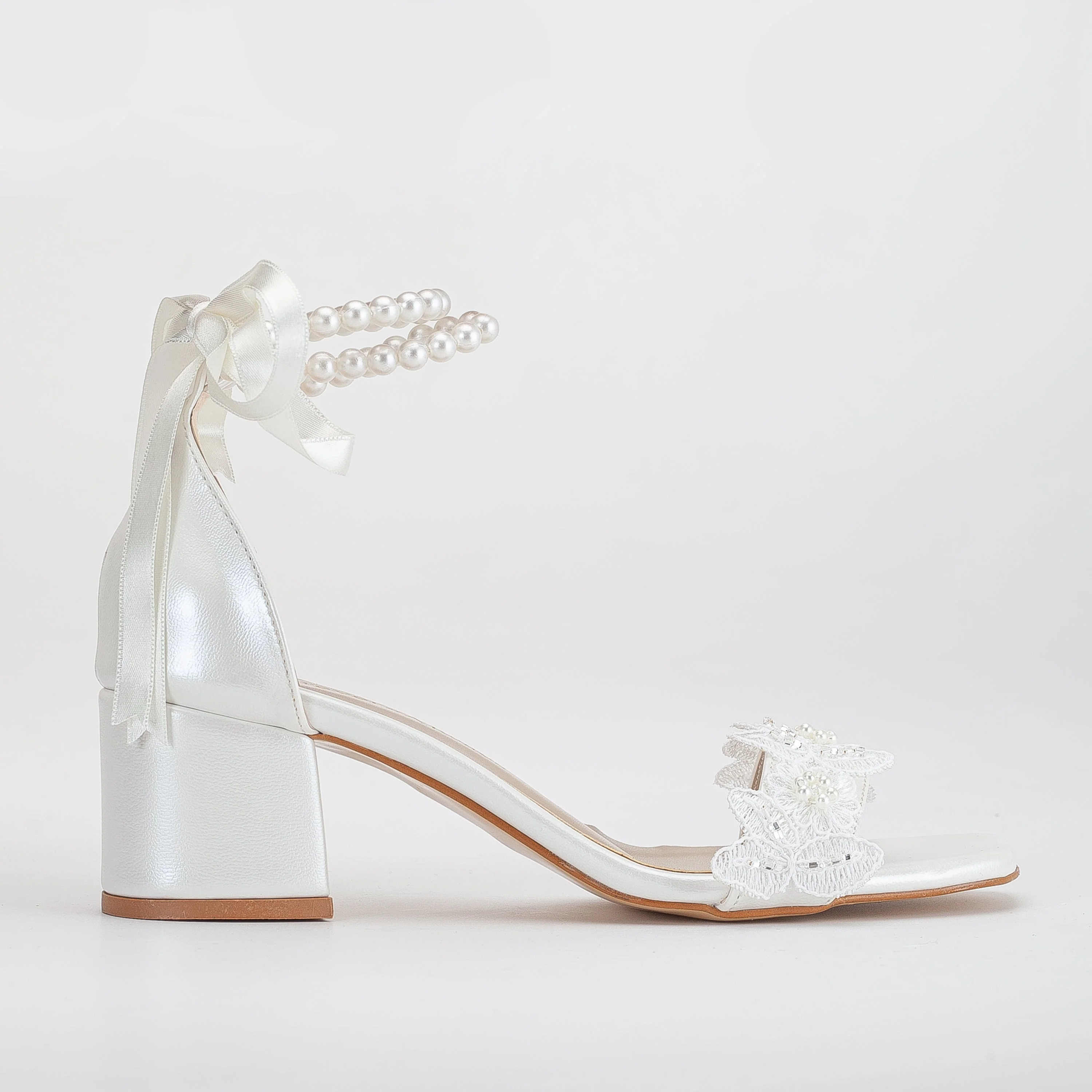 Amber - Ivory Lace Bridal Sandals with Pearls - Image 2