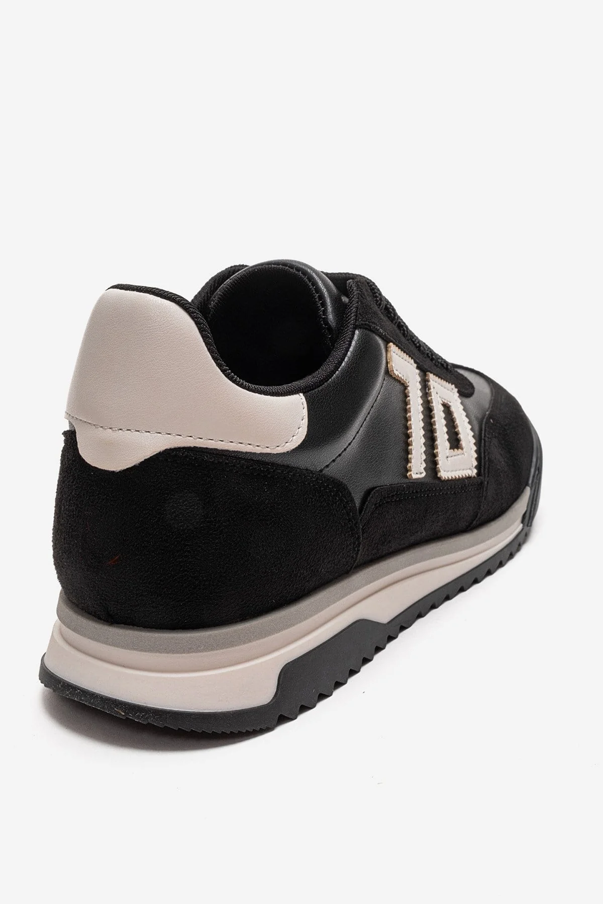 ARVON - Black Sneaker (Women) - Image 5