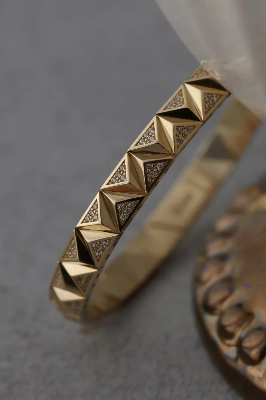 Avessia 14K Solid Gold Bracelet – 20.55 g