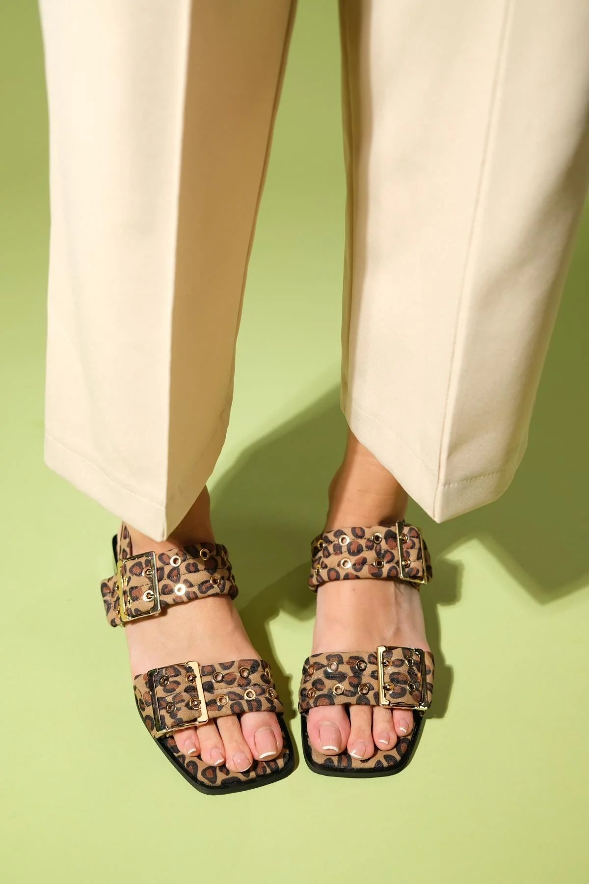 Blob - Black-Yellow Patterned Gold-Buckled Sandal (Women)