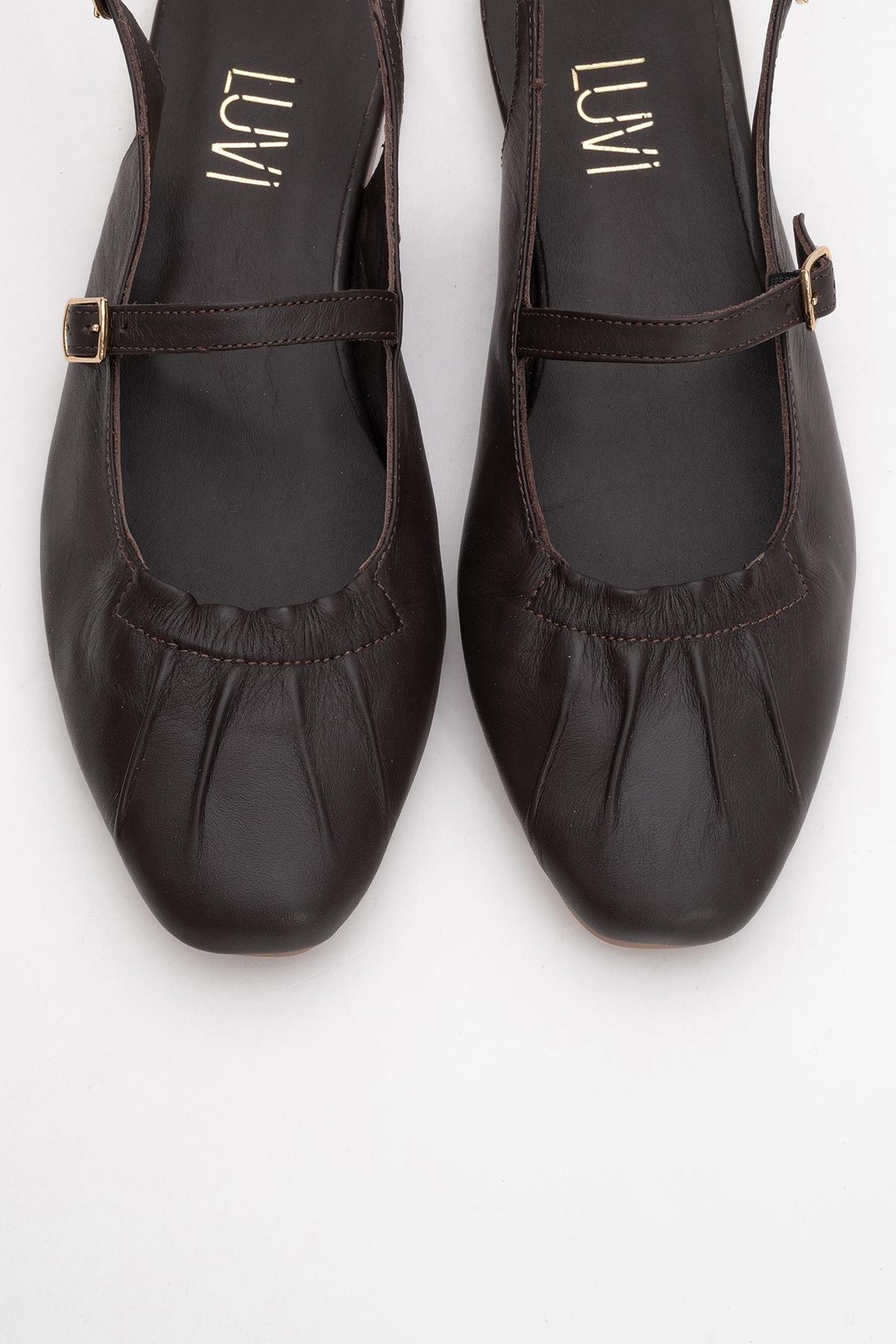 BRITNEY Brown Leather Closed-Toe Sandal (Women) - Image 2
