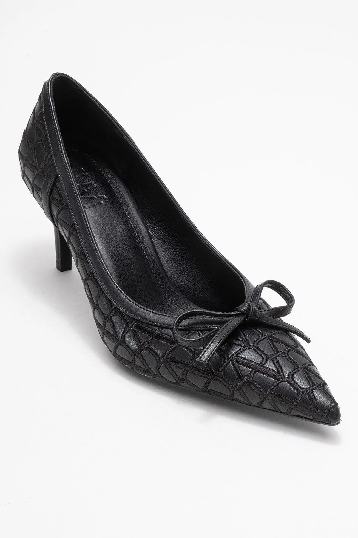 Camden - Black Patterned Bow Pump (Women) - Image 3