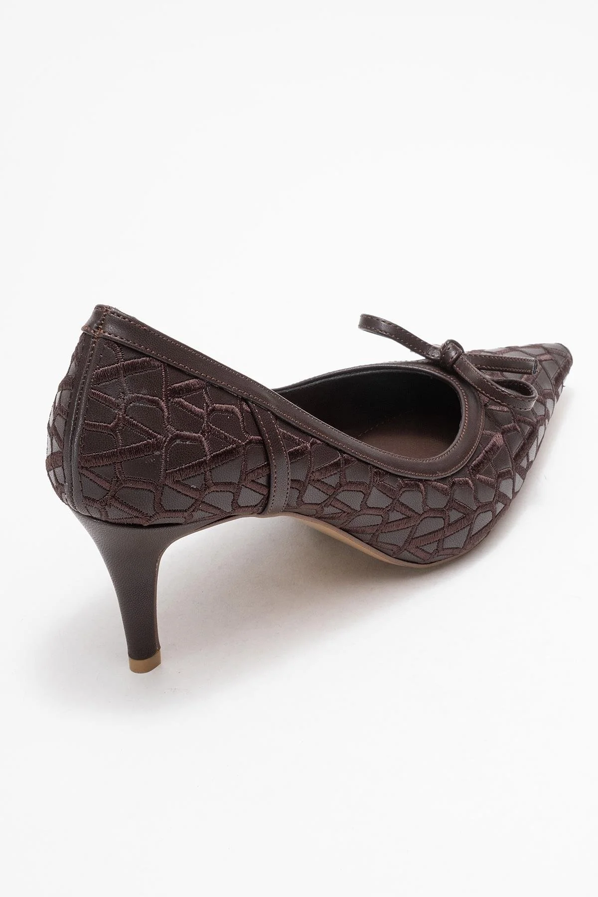 Camden - Brown Patterned Bow Pump (Women) - Image 5