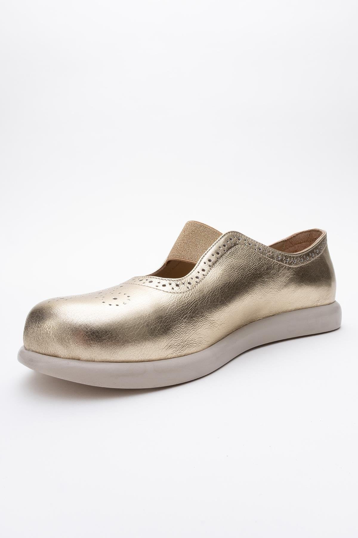 CHELLE Gold Elastic Leather Flat (Women) - Image 4