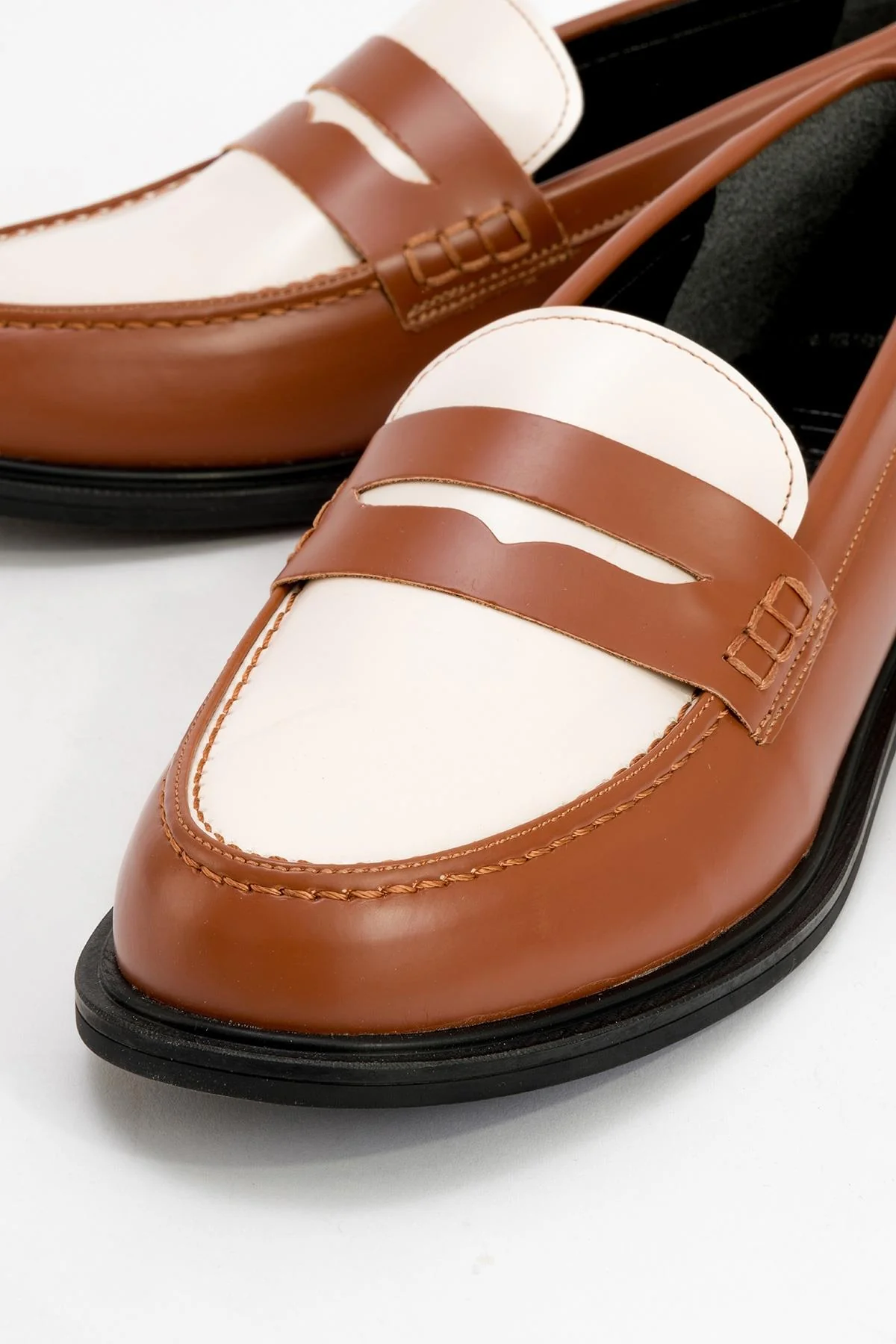 CHOOS Cognac Brown Loafer (Women) - Image 3