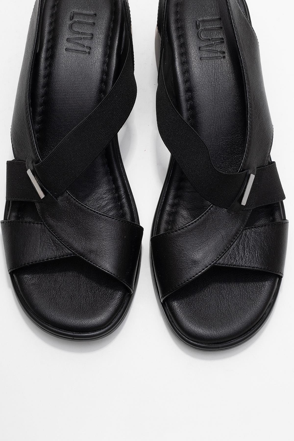 Crina Black Elasticated Leather Chunky Heel Sandal (Women) - Image 2