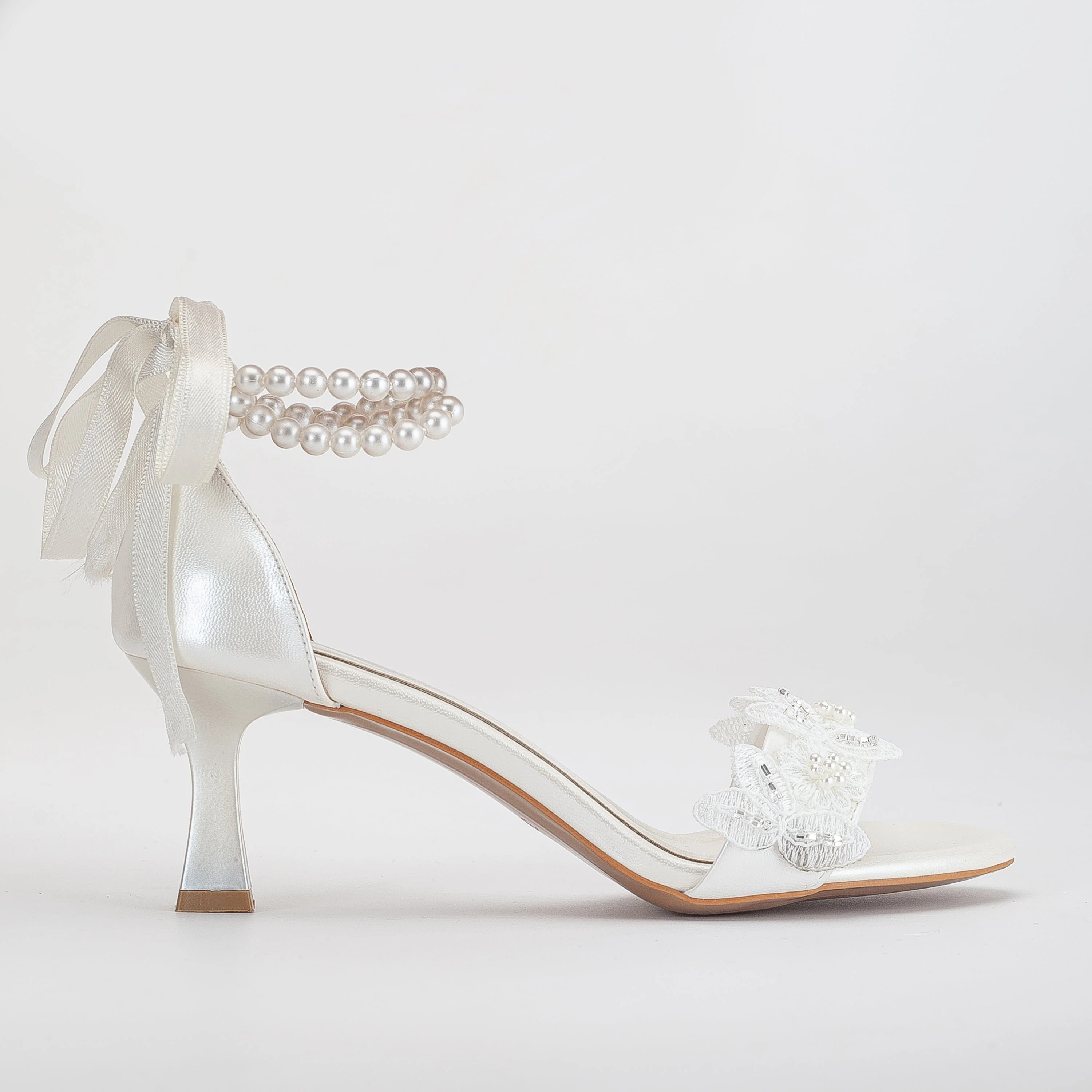 Dawn - Ivory Lace Bridal Sandals with Pearls - Image 2