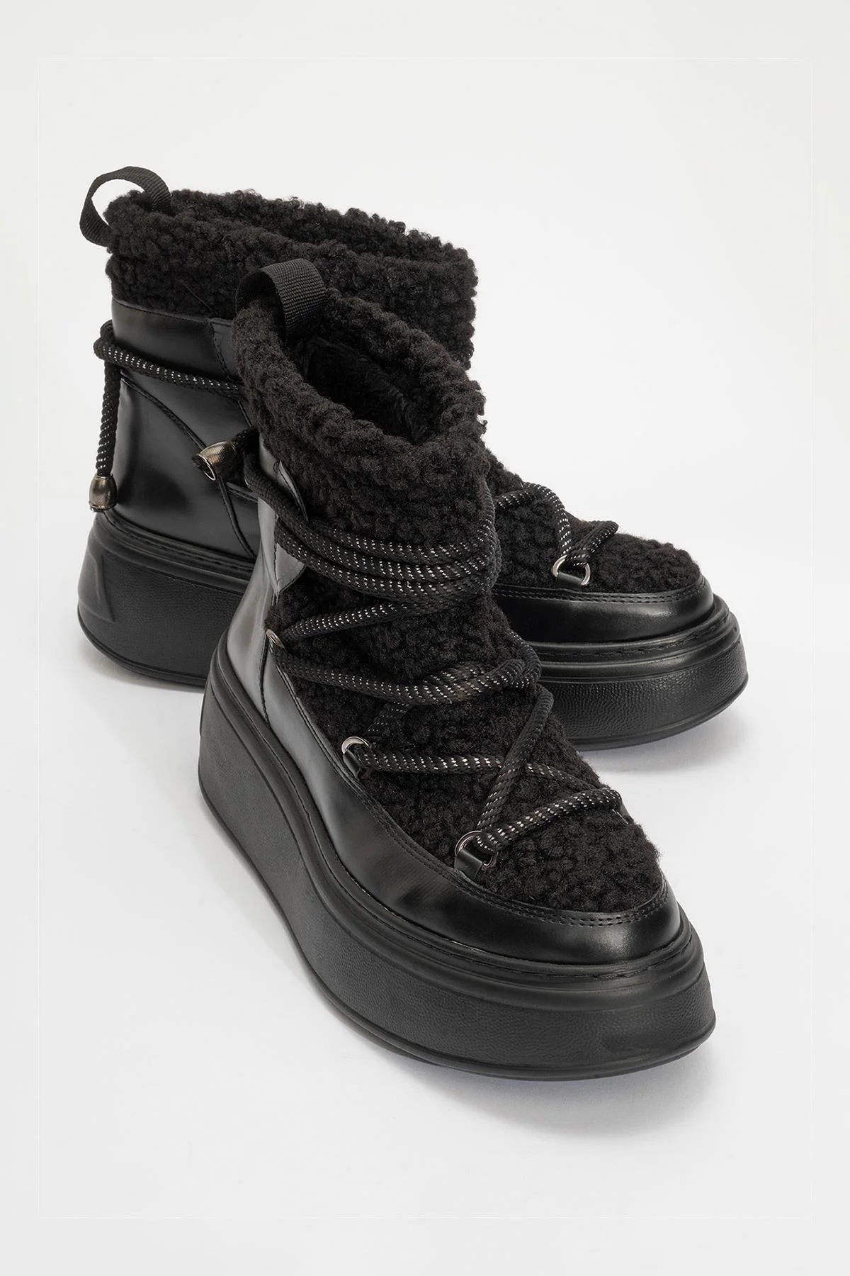 Dila Black Fur-Lined Winter Boot (Women)