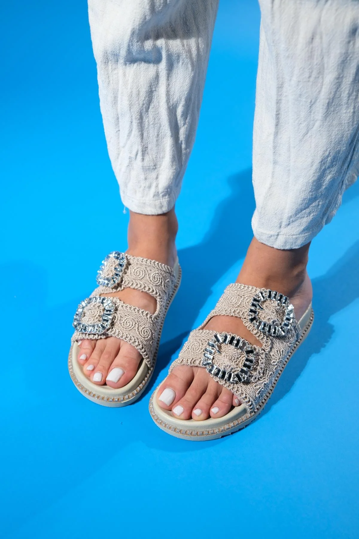 Dungeon - Beige Knit Double Strap Stone Buckle Slide (Women) - Image 4