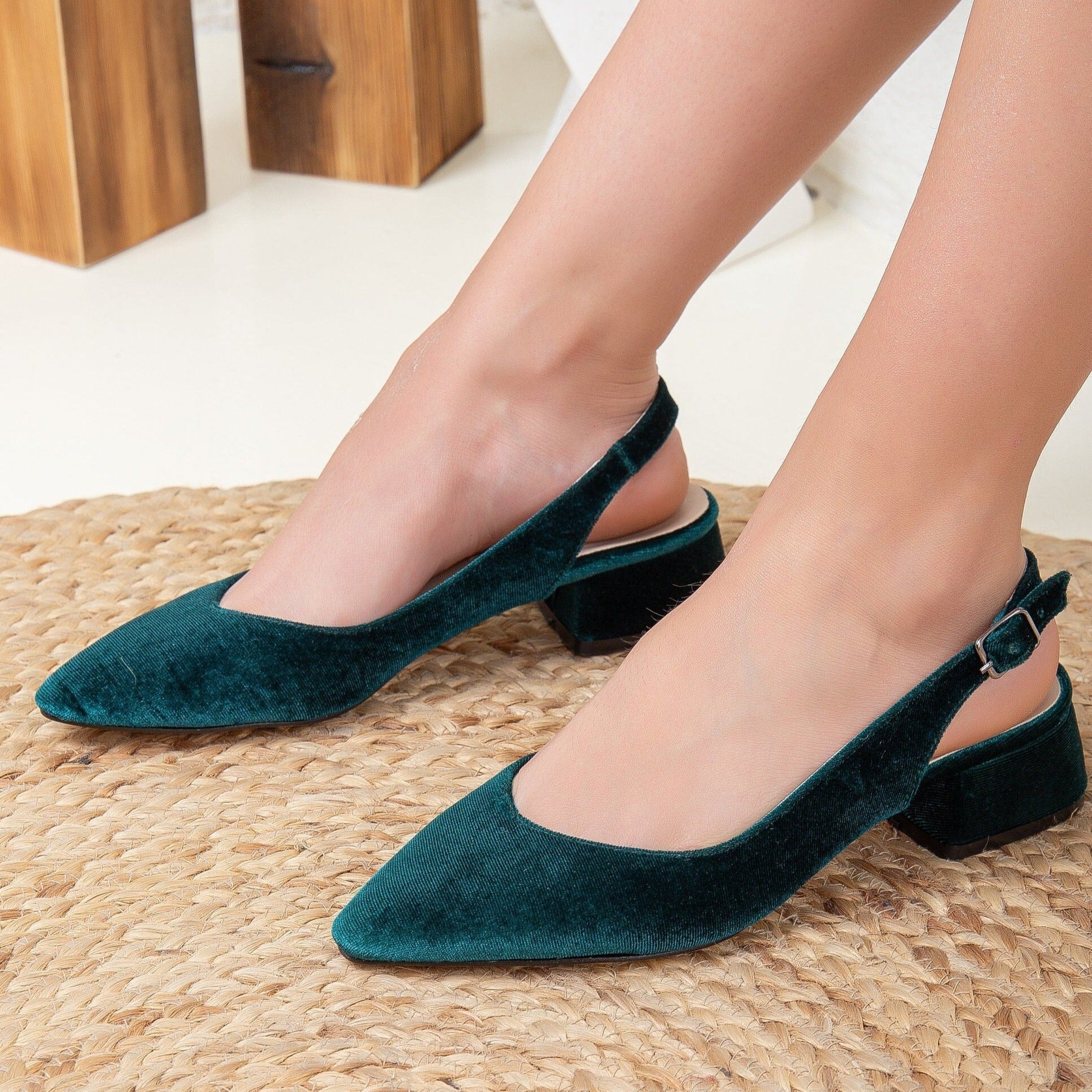 Emma - Green Velvet Slingback Shoes - Image 4