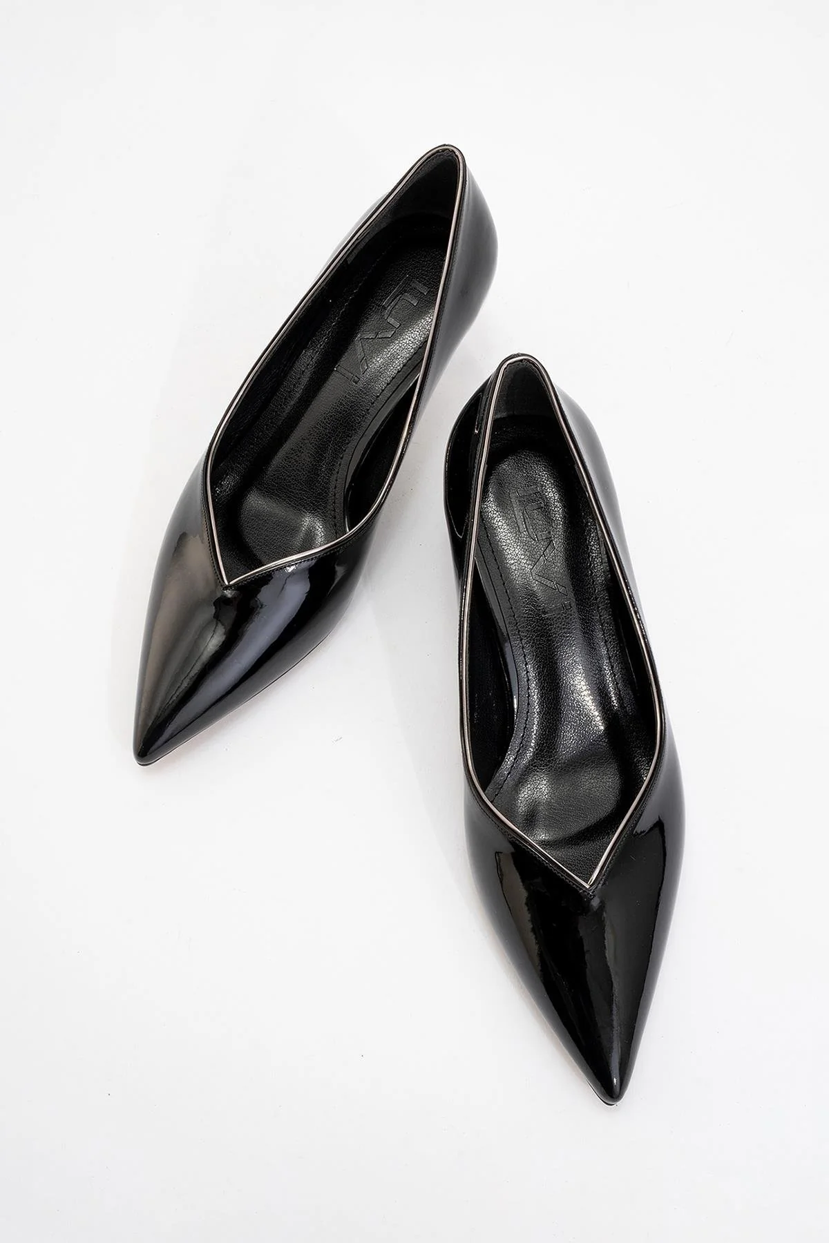 Eupho - Black Patent Platinum Low-Heel Shoe (Women) - Image 2