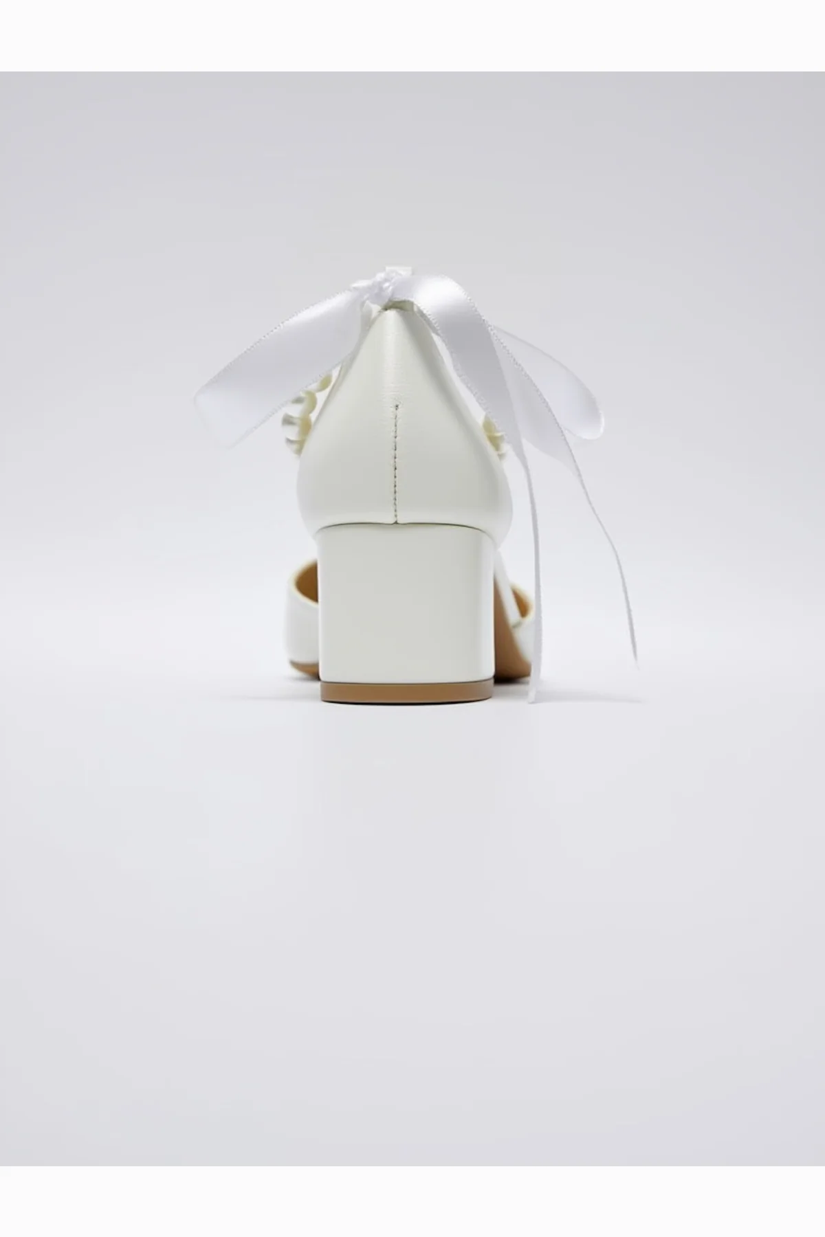 Evania Pointed-toe Block Heel Wedding Pump - Image 3