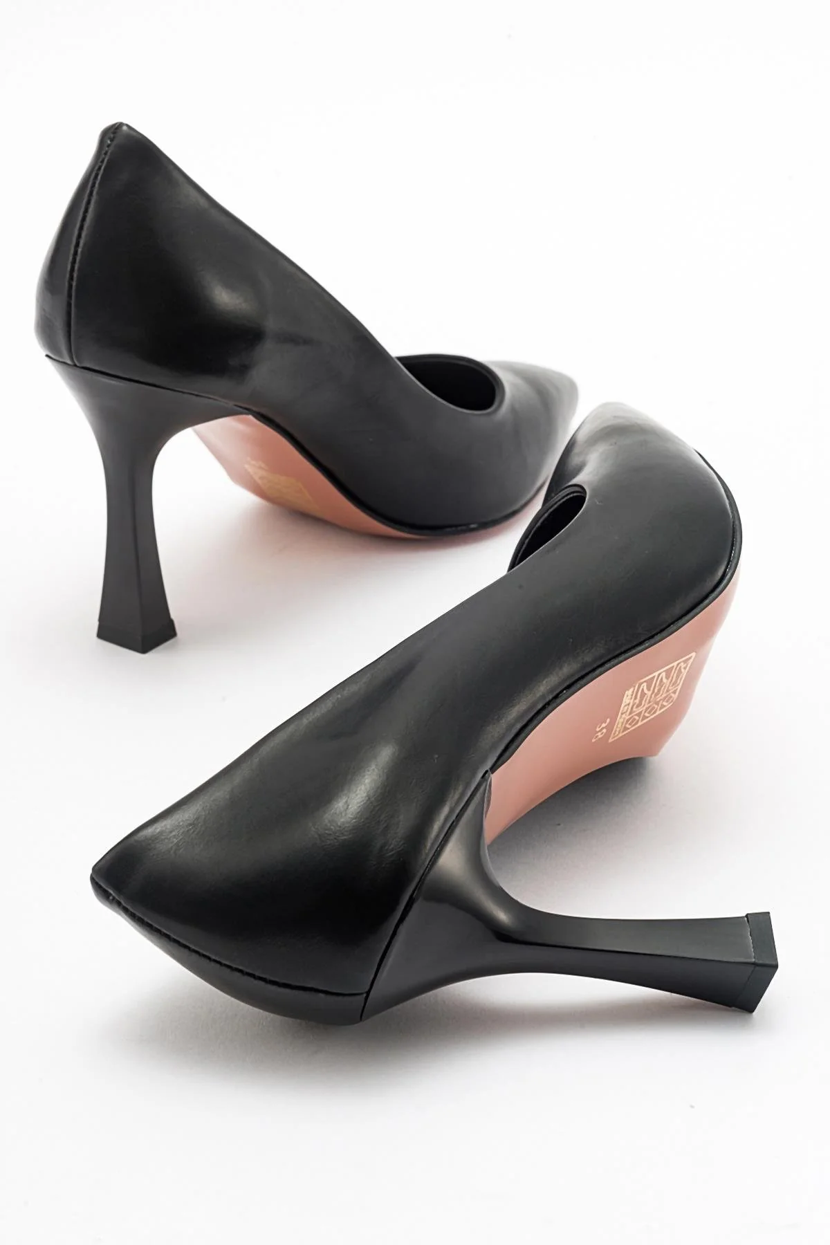 Forest Black Cilt Pointed Toe Pump (Women) - Image 2