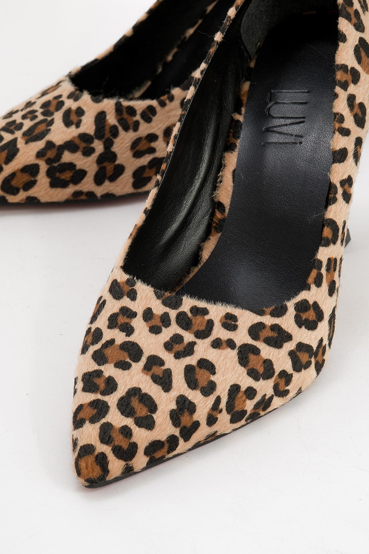 Forest Leopard Pointed Toe Pump (Women) - Image 3