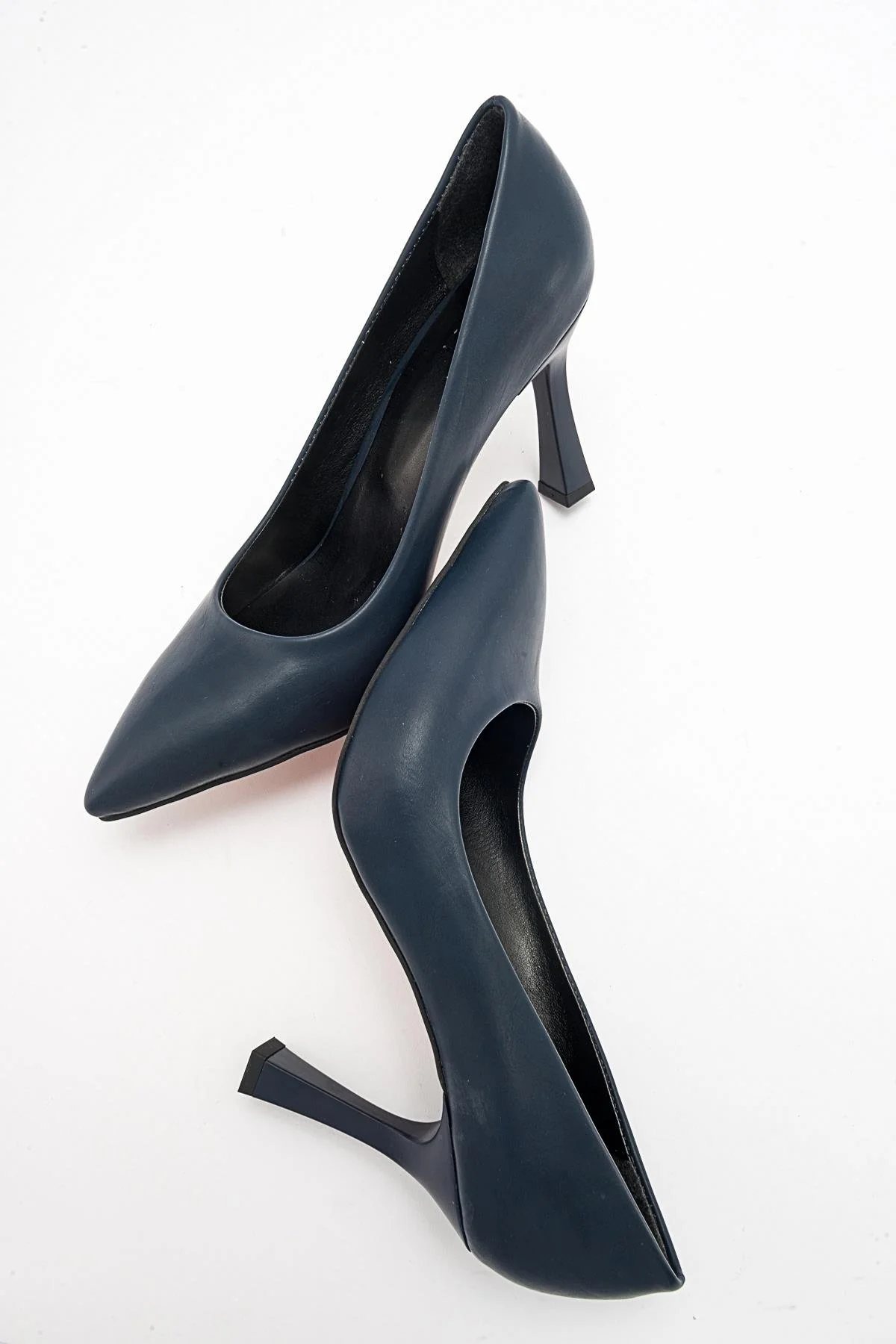 Forest Navy Cilt Pointed Toe Pump (Women) - Image 5