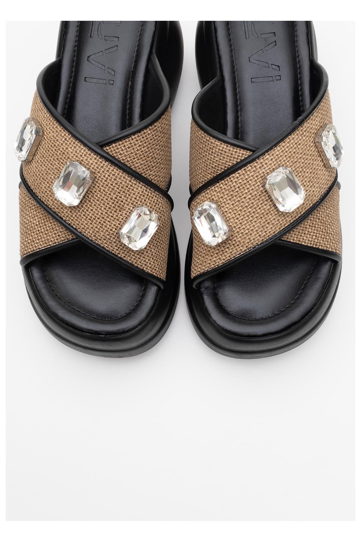 Giev - Black Woven Platform Mule (Women) - Image 2