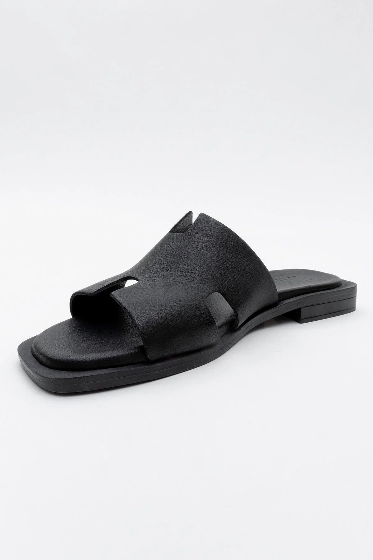 Handy - Black Genuine Leather Slipper (Women) - Image 3