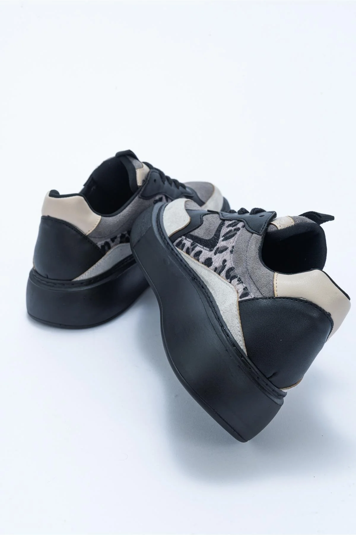 Ida - Dark Grey Platform Sneakers - Image 5