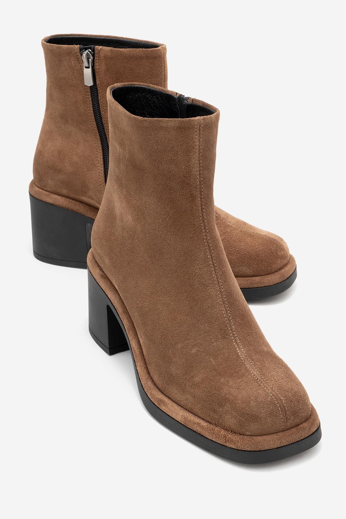 Junae - Cognac Genuine Leather Block Heel Boot (Women)