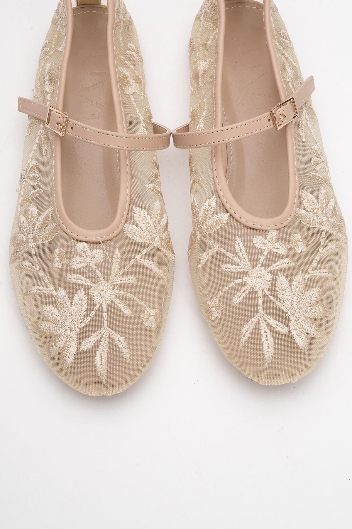 Juny Beige Mesh Floral Embroidery Ballet Flat (Women) - Image 2