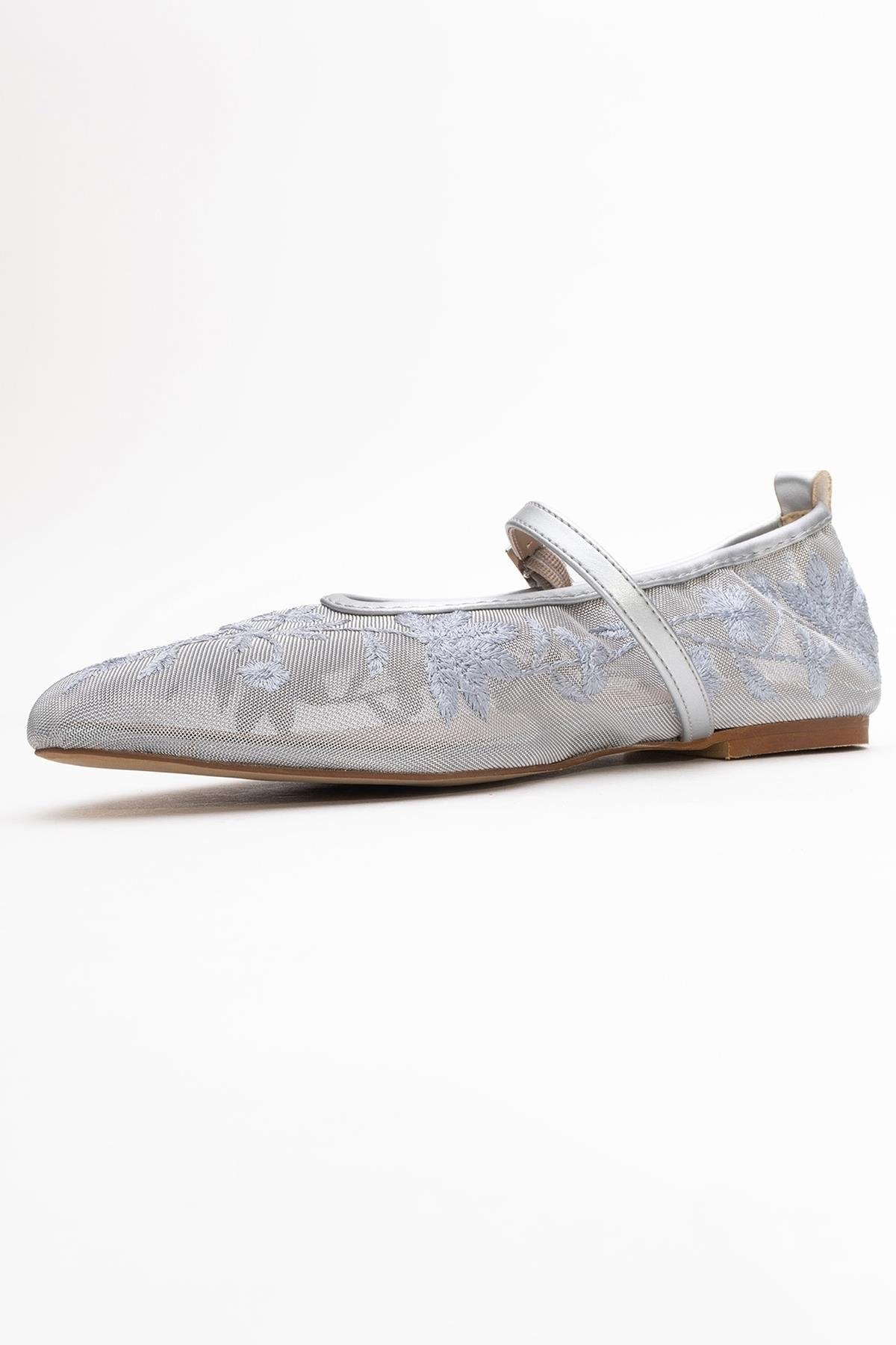 Juny Gray Mesh Floral Embroidery Ballet Flat (Women) - Image 4