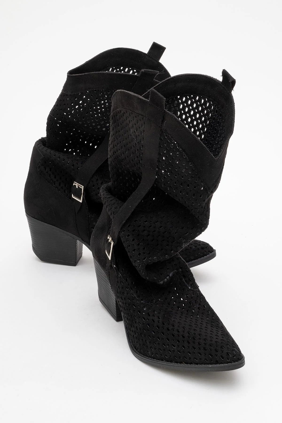 Larry Black Elasticated Block Heel Boot (Women) - Image 6