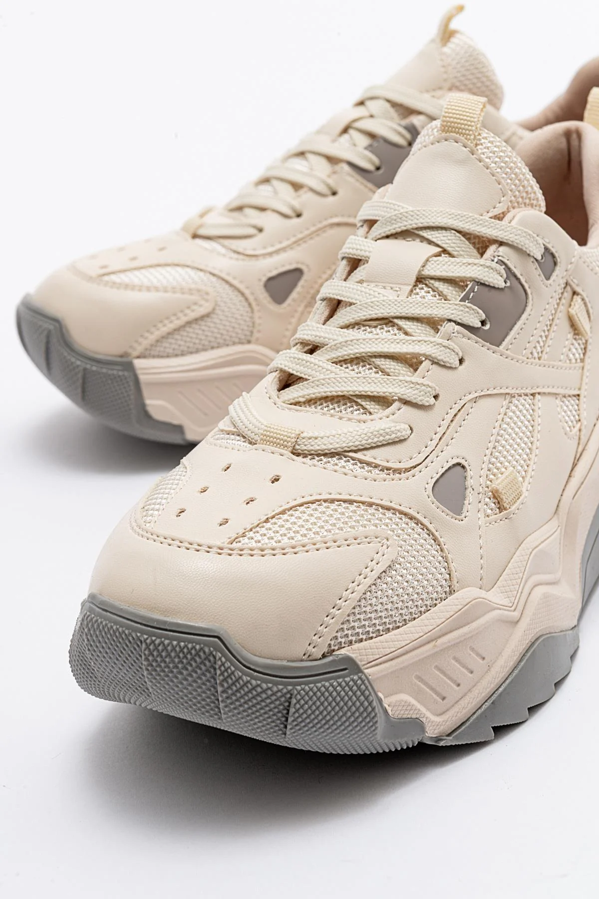 Loretta - Ecru-Grey Sneaker (Women) - Image 2