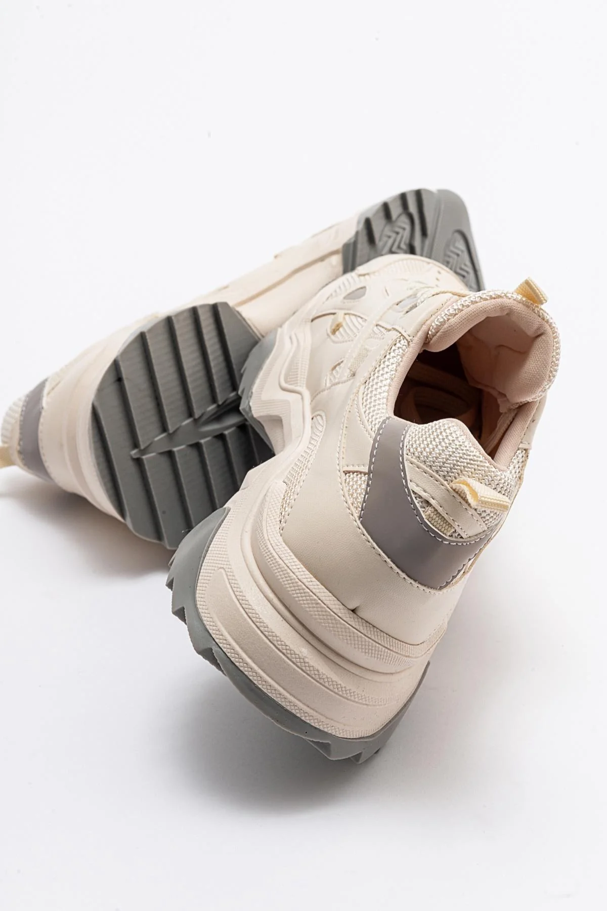 Loretta - Ecru-Grey Sneaker (Women) - Image 3