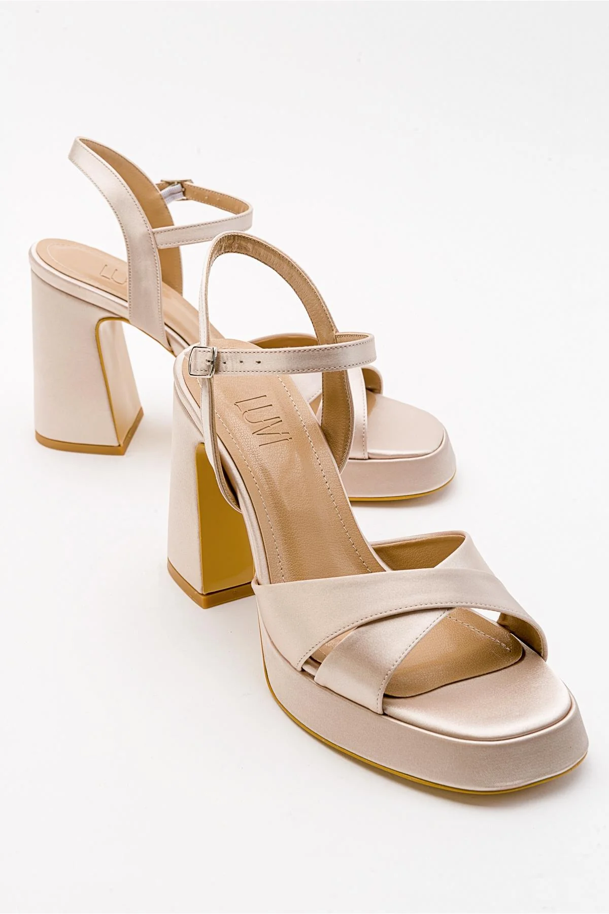 Lello - Beige Satin Platform Heel Shoe (Women)