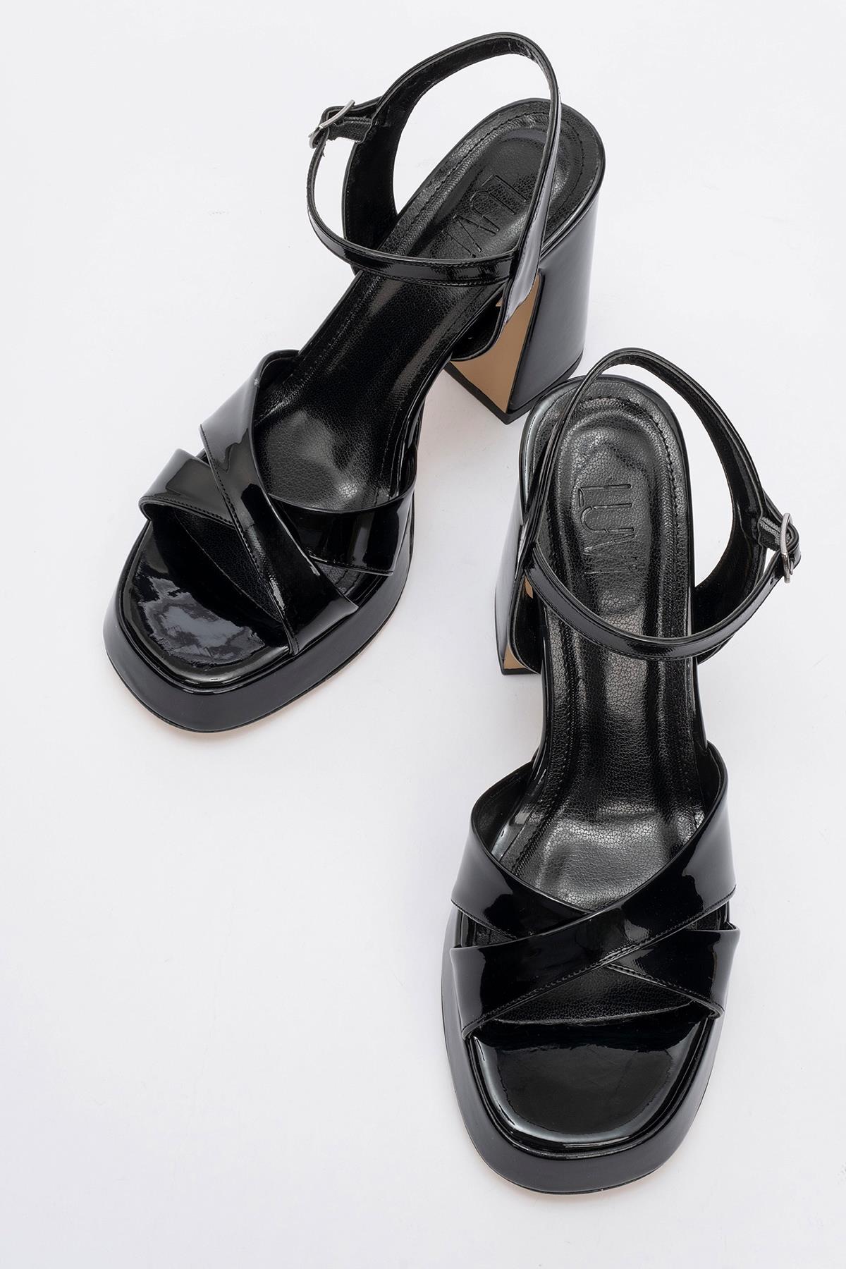 Lello - Black Patent Platform Pump (Women) - Image 2