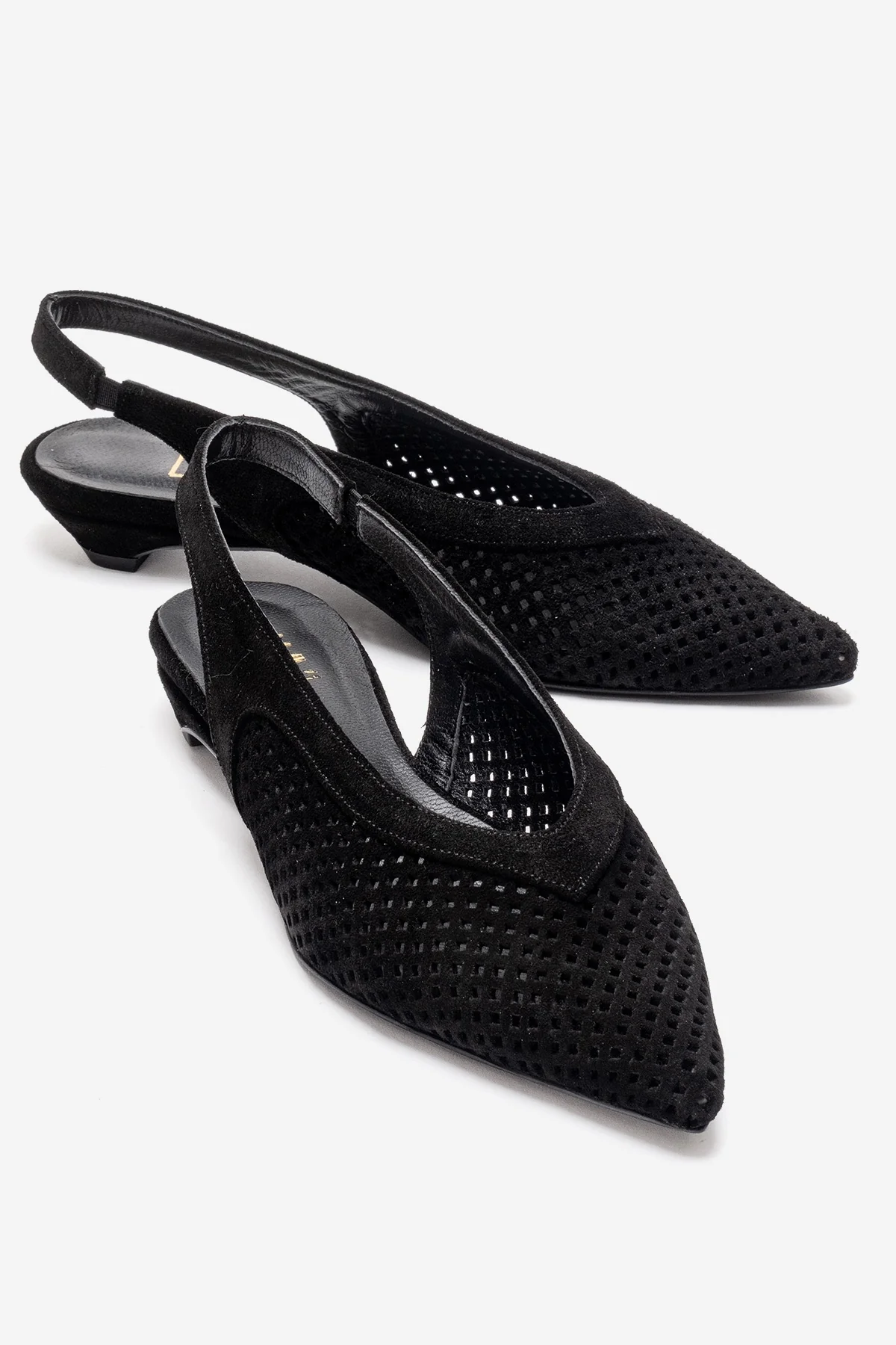 LIEVE - Black Genuine Leather Low Block Heel Shoe (Women)