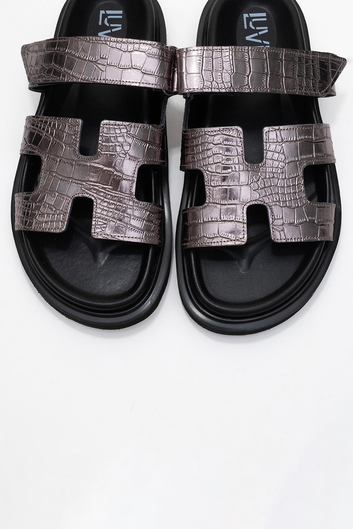 Loana Platinum Leather Slide Sandal (Women) - Image 2