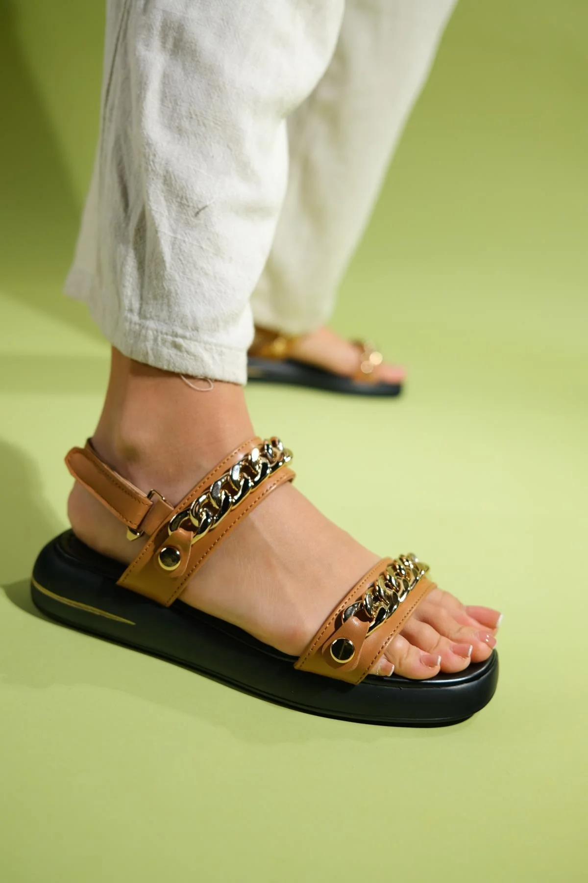Loket - Cognac Chain-Detail Sandal (Women) - Image 4