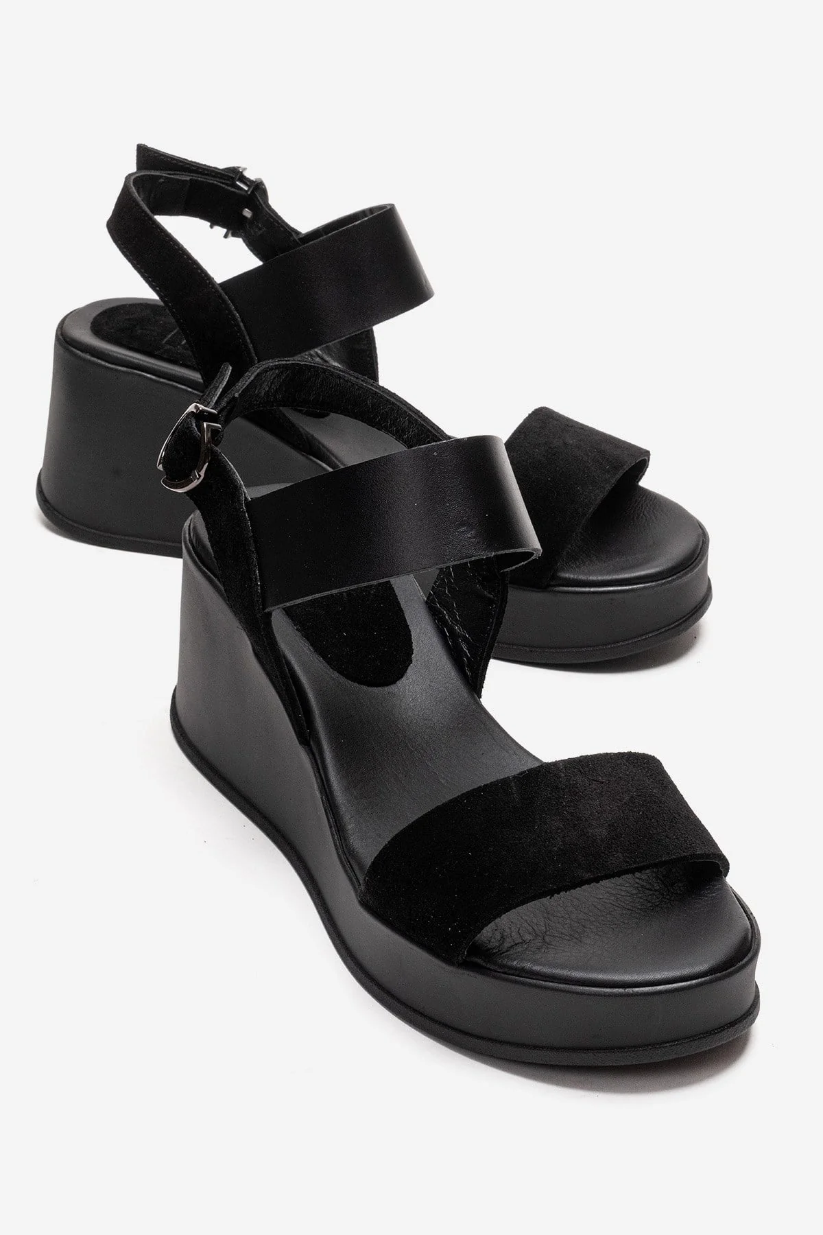 LOLANTHE - Black Genuine Leather Wedge Heel Sandal (Women)