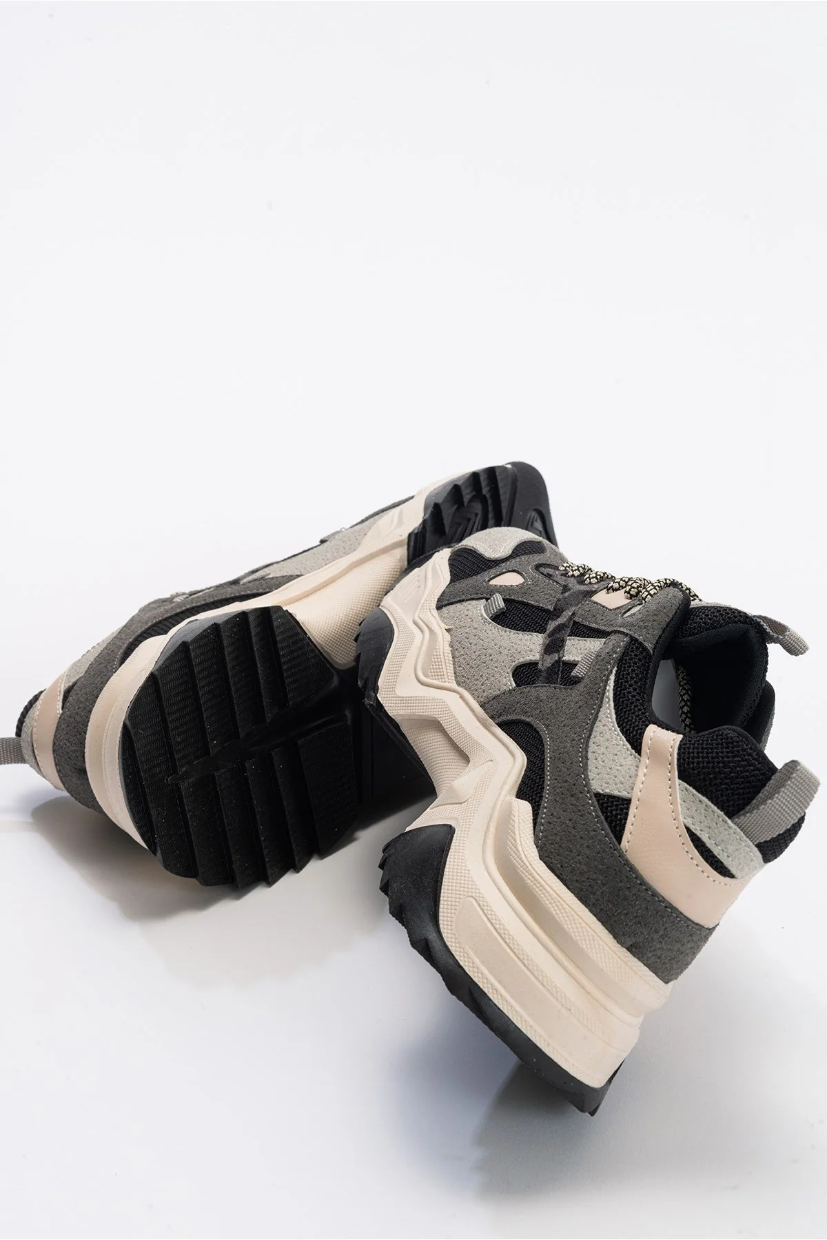 Loretta - Black Gray Platform Sneakers - Image 5