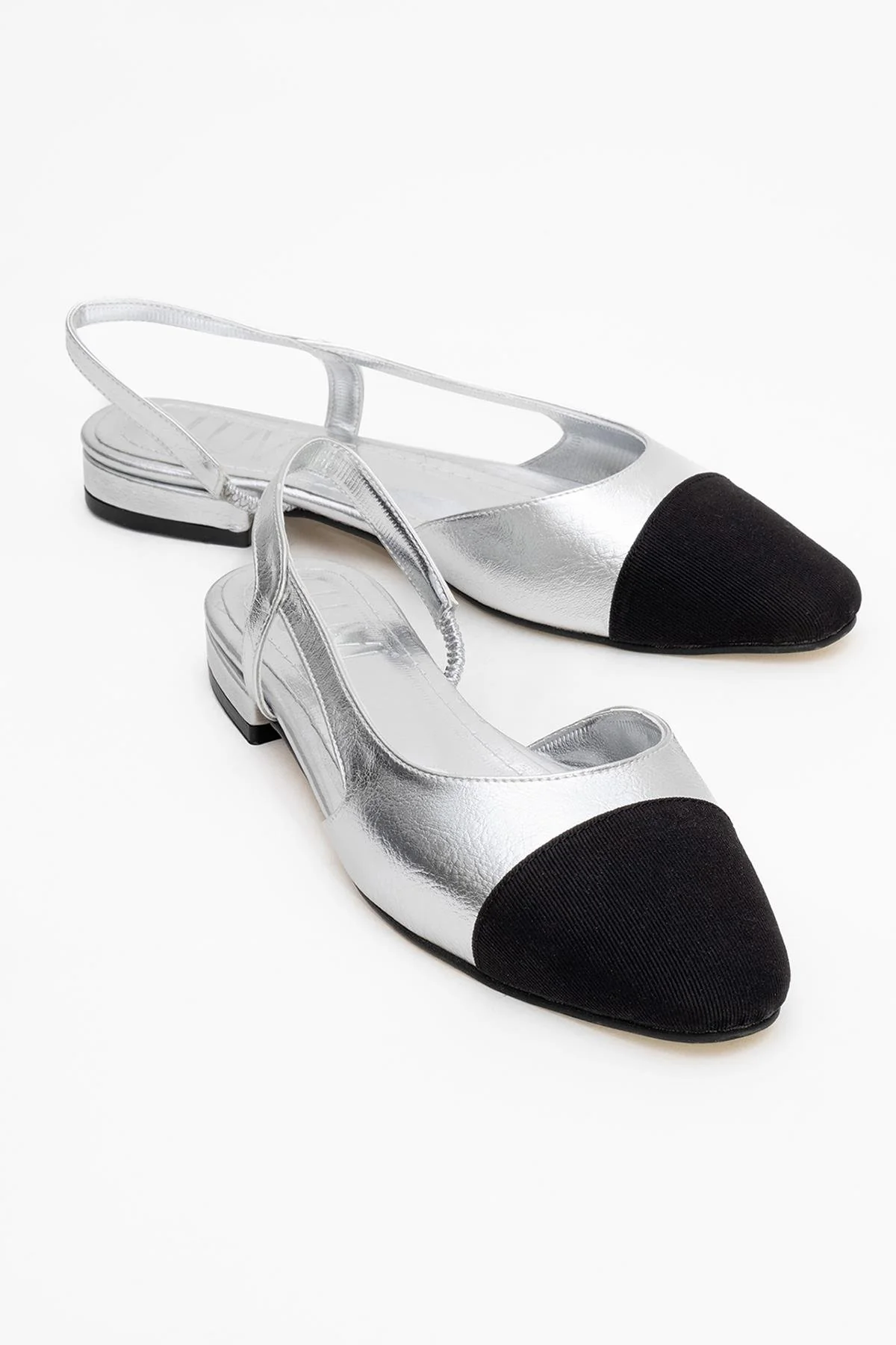Lujo - Silver Backless Ballet Flat (Women)