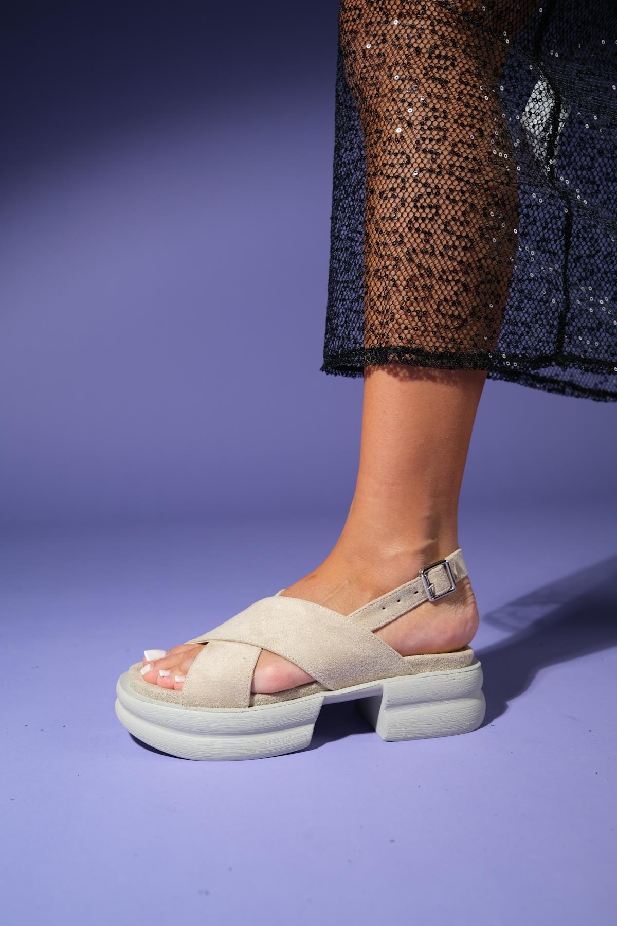 Lungo - Beige Cross-Strap Chunky Platform Sandal (Women) - Image 4