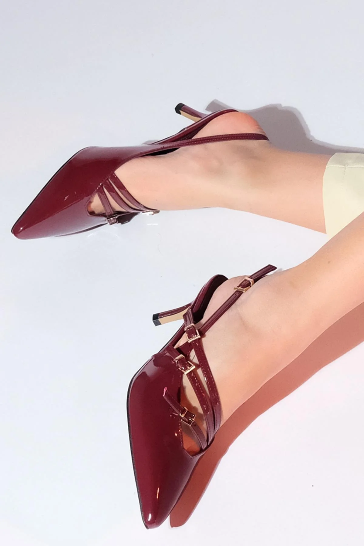 Magra Burgundy Patent Pointed-Toe Slingback Stiletto (Women) - Image 4