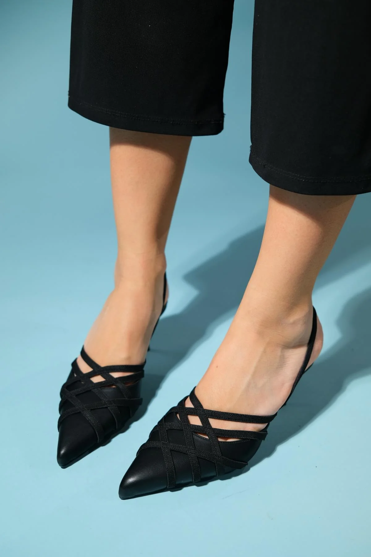 March - Black Slim Heel Pump (Women) - Image 2