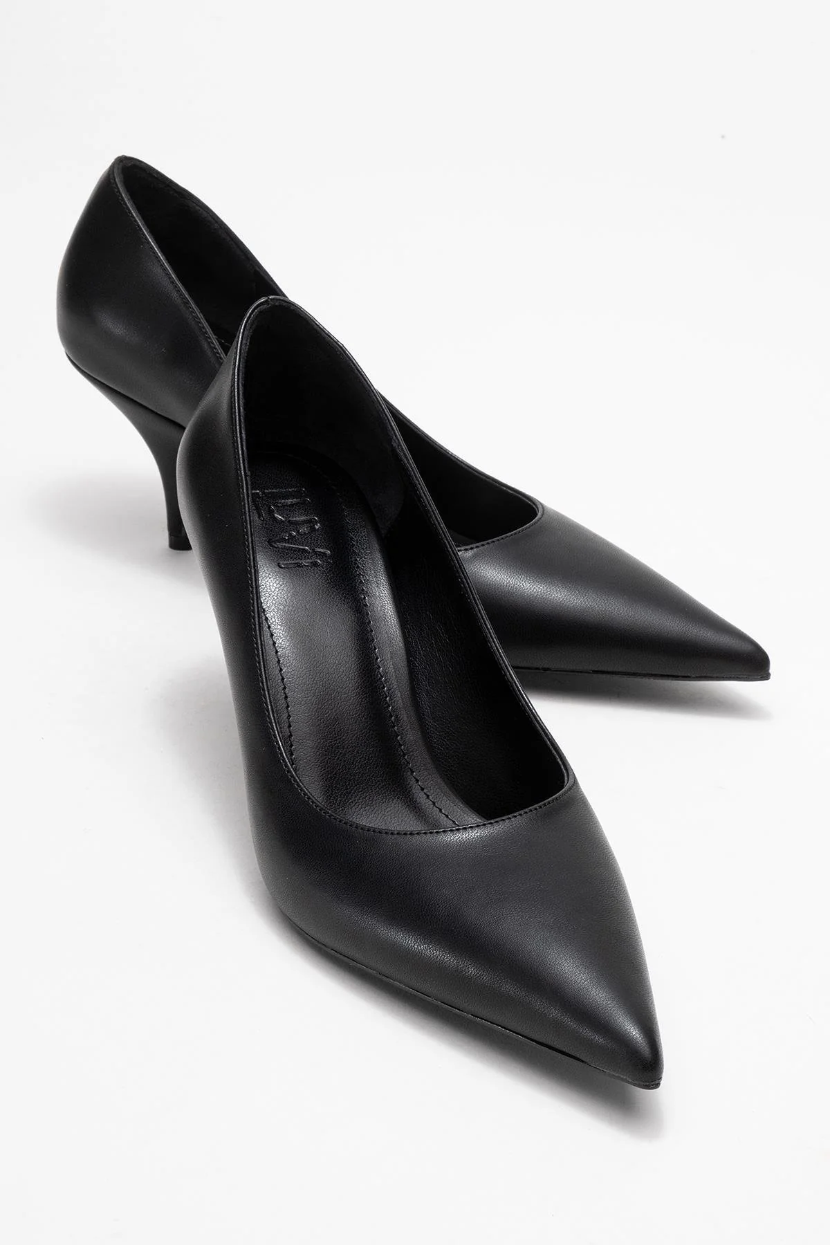 Marcus - Black Heeled Pump (Women)