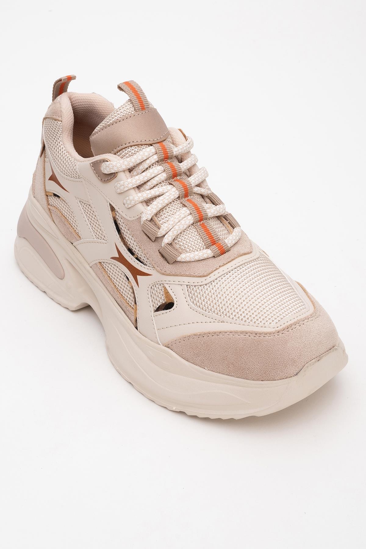 Marron - Beige Patterned Sneaker (Women) - Image 3